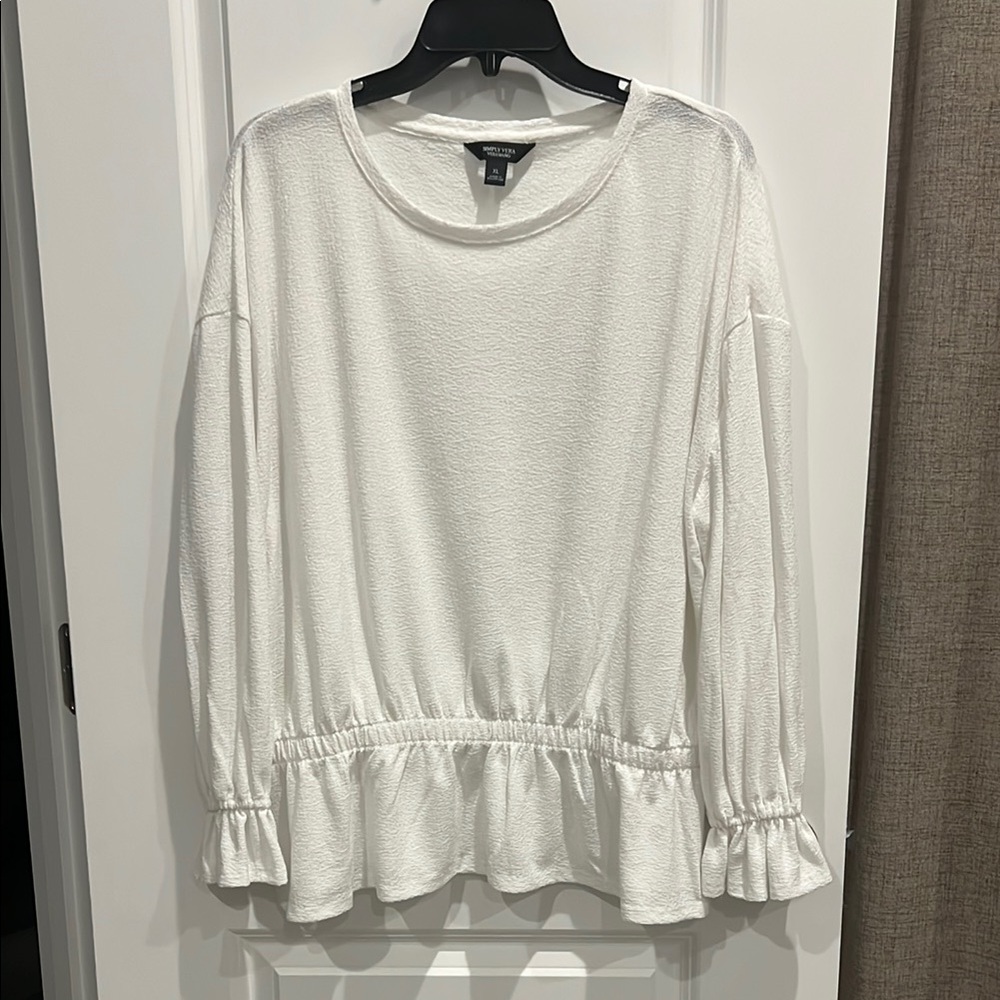 Simply Vera Vera Wang White Ruffle Top
